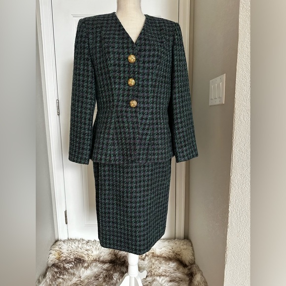 Green Plaid Wool Midi Skirt Suit by Yves Saint Laurent Encore made France Sz 12 - Picture 1 of 16